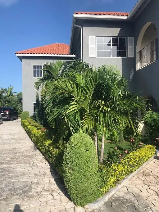 El Plantation Village Richmond Apartament